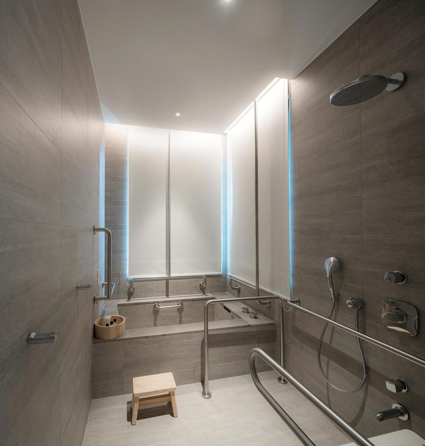 Mu Jiaoxi Hotel Екстериор снимка A shower room
